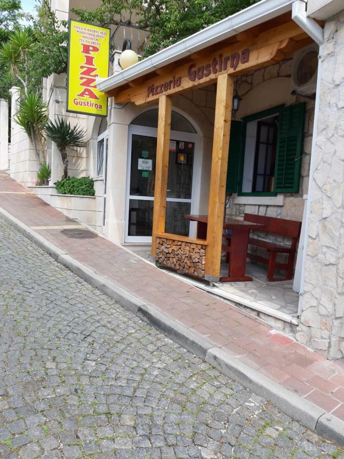 Apartments Anita Gradac  Extérieur photo